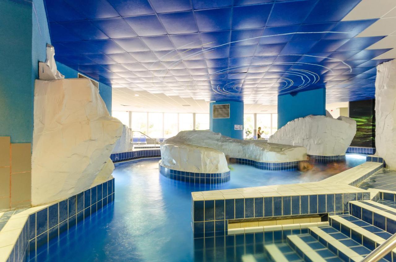 Hunguest Hotel Aqua Sol Hajduszoboszlo Exterior photo